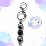 Beaded key ring from pawsome beads boutqiue in black 20mm acrylic beads