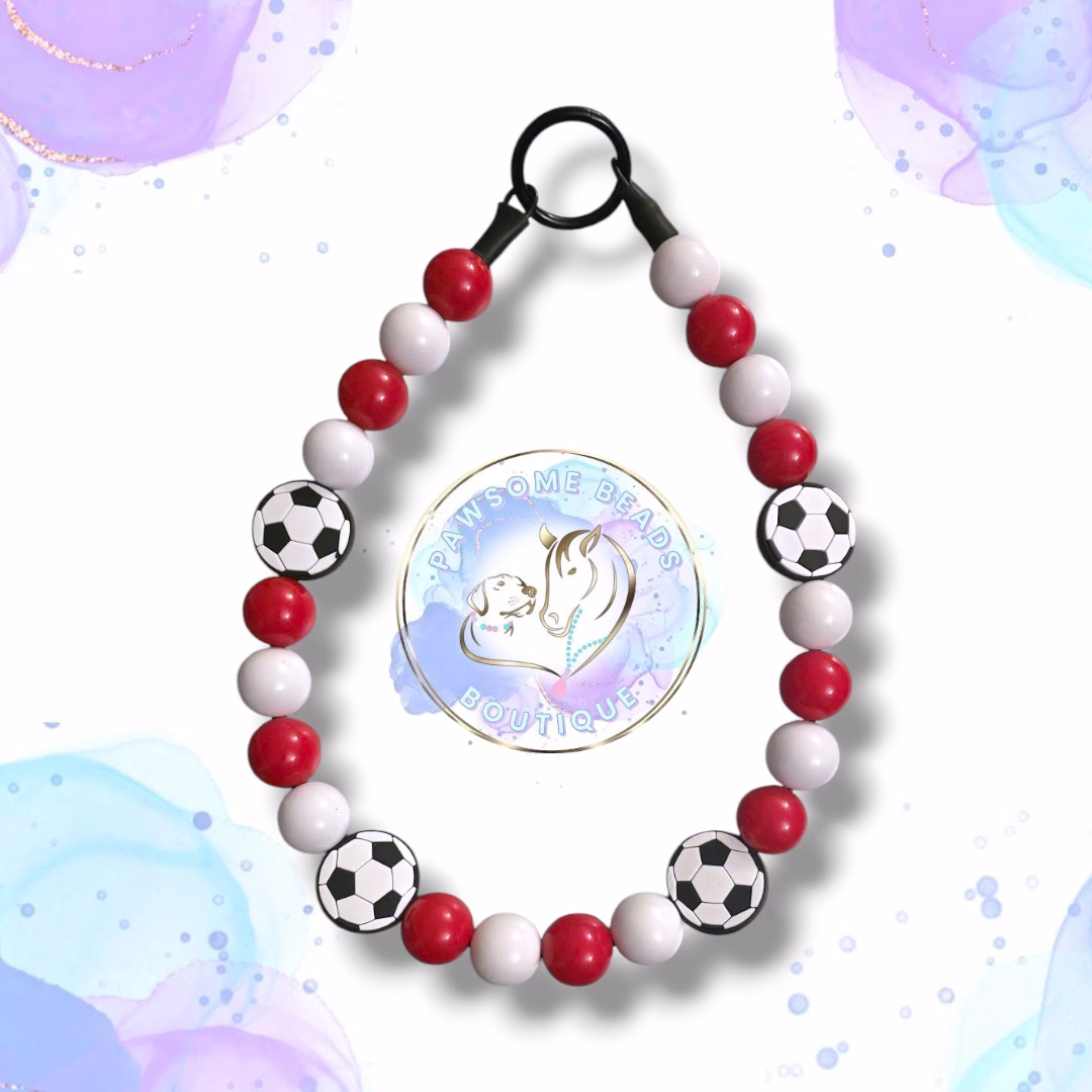 Beaded dog collar from Pawsome Beads Boutique made from 20mm acylic beads in a range of colours