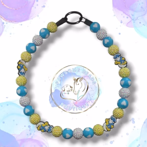 Beaded dog collar from Pawsome Beads Boutique made from 20mm acylic beads