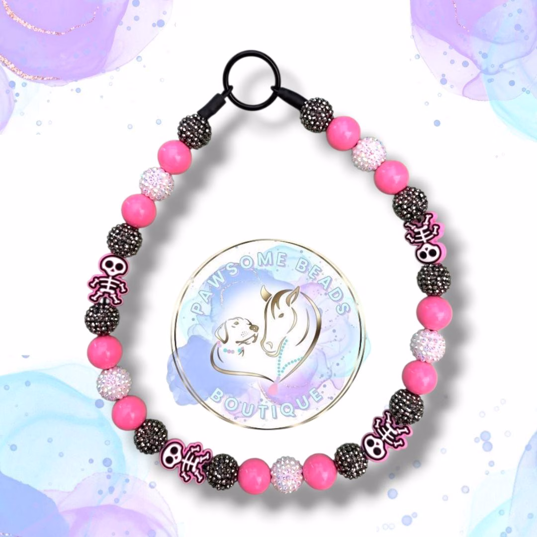 Halloween beaded dog collar from Pawsome Beads Boutique