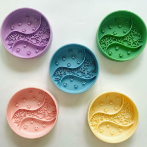 Silicone slow feader dog bowls in 5 colours