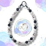 Cruella beaded dog collar from Pawsome Beads Boutique